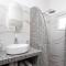 The Z House Santorini - Fira