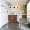 Modern lofty studio in Midtown / Charming Old SW