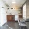 Modern lofty studio in Midtown / Charming Old SW