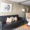 Modern lofty studio in Midtown / Charming Old SW