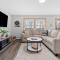 40 Spacious Sleek Cozy - 米德尔敦