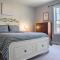 3 FRESHLY REDONE NEWLY FURNISHED A MUST SEE - 普莱恩维尔
