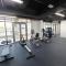 Serene Al Raha 2BR Poolside Comfort and Gym Access - Abú Zabí