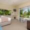 No Road Inn in Endeavour Inlet, Marlborough Sounds - 皮克顿