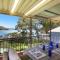 Tranquil Bayside Cottage by HolidayCo