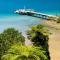 No Road Inn in Endeavour Inlet, Marlborough Sounds - 皮克顿