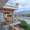 Riverland Luxury Homestay Choglamsar by LexStays - Leh