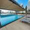 Modern 1BR Near Burj Khalifa at Burj Crown - 迪拜