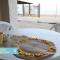 RS314 - Marcelli, bilocale in residence fronte mare