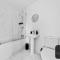 Spacious 2BR 2BA Home Ideal for Long Stays - Whitkirk