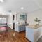 King Suite 3BR & 2BA- The Colony 5 min Grandscape - The Colony