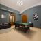 Magnificent Apartment with Sauna and Billiards - 布拉格