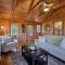 1930's Highlands Hideaway - هايلاند