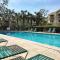 Coastal 2Bdrm Stay, Pool Access, Walk to Beach - 希尔顿黑德岛