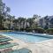 Coastal 2Bdrm Stay, Pool Access, Walk to Beach - 希尔顿黑德岛