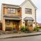 Spacious 4 Bedroom Home in Milton Keynes - Private Parking & Spacious Garden