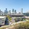 Private 2 Levels Ensuite Darling Harbour ICC