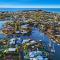 WATERFRONT HOME BORDERING MOOLOOLABA