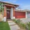 WATERFRONT HOME BORDERING MOOLOOLABA
