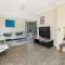 NAROO7- PRIME, CENTRE OF MOOLOOLABA LOCATION