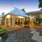 Serenity Villa with heated POOL & Beach access