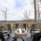 Cozy Mountaintop Cabin with Firepit, HotTub & Views! - 赛维尔维尔