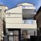 New built properties 2 mins walk to Shin-Okubo - Tokio