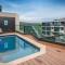Central CBD - parking - sleeps 4