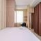 Elegant and Comfy 2BR at Transpark Cibubur Apartment By Travelio - 德波