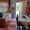 Gerakini 2BR Apt with Shared Pool - Gerakini