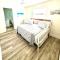 Sunny Shores Retreat 6