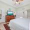 Spacious 2BR Retreat with Pool Access - Barefoot - شمال شاطئ ميرتل