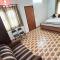 Private 3BHK Villa with a Parking, Garden, WiFi, Mountain View