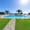 Salt Apartments Reina Sol