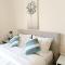 Modern High-Rise Studio in the Heart of Business Bay - Dubaj