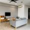 Modern Comfort 2BR2B Near Mitec - 吉隆坡