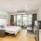 Cozy 2BR Apt in Central Bangkok 5 mins BTS 110 SQM by MattCo - Bangkok
