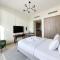 Modern & Bright Studio Space - Dubaj
