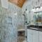 Grin'Inn Bear It at Eagles Nest - بانير إلك