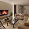 Camps bay beach apartment with Jaccozi