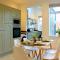Cosy Modern 3 bedroom house, Sleeps 7, Sheffield Cosy Modern 3 bedroom house, Sleeps 7, Sheffield