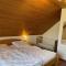 FH-Nordseeanker-im-Huus-Godewind-vorm-Viermaster-mit-Sauna-und-Kamin