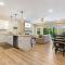Lake Taneycomo Views-Near Branson Landing-Cmty Outdoor Pool-Free Tickets-Elevator! - Брэнсон