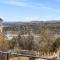 New Log Cabin with Ozark Sunset Views, $400 Daily Activities Included, Pickleball - 布兰森