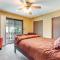 Deck and Boat Dock Lakefront Getaway in Camdenton - كامدنتون