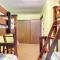 Deck and Boat Dock Lakefront Getaway in Camdenton - كامدنتون