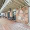 Deck and Boat Dock Lakefront Getaway in Camdenton - كامدنتون