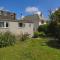 4 Lyndhurst