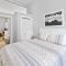 Fully Remodeled Trendy Loft in Old Port