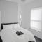 City Centre 4 Bedroom Home At Hush Haven Homes Short Lets and Serviced Accommodation - MKM Stadium, Royal Infirmary Hospital - Hull